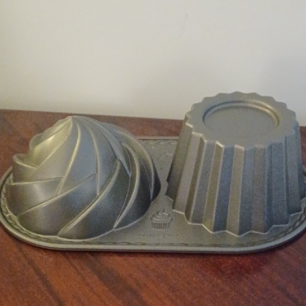 Nordic Silver Muffin Pan 6 Cups Mini Cakes Non-stick Fluted Two Shapes EUC